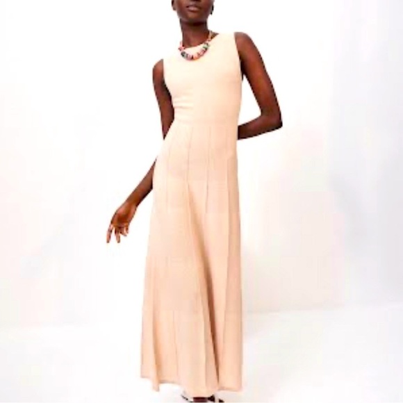 Zara Dresses & Skirts - ZARA HEAVY WEIGHT KNIT MAXI A- LINE DRESS FITTED TOP WOMANS SIZE SMALL